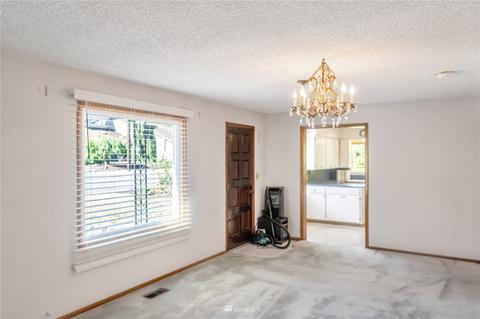 2421 74th St SE, Everett, WA 98203 photo 10