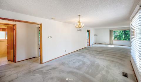 2421 74th St SE, Everett, WA 98203 photo 7