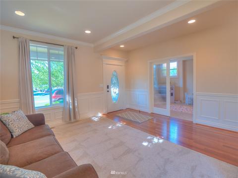 444 Bondgard Ave E, Enumclaw, WA 98022 photo 5