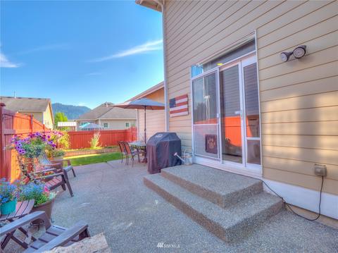 444 Bondgard Ave E, Enumclaw, WA 98022 photo 15