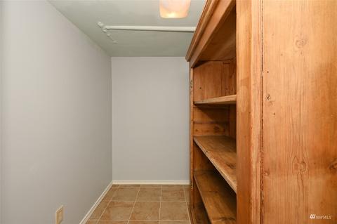 2113 N 40th St, Seattle, WA 98103 photo 27