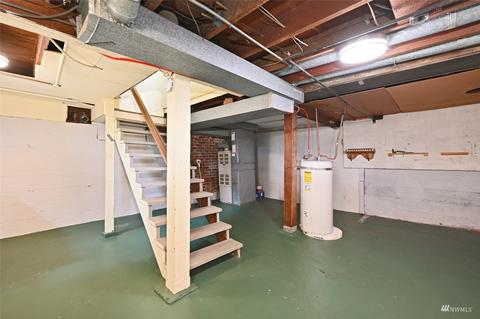 2113 N 40th St, Seattle, WA 98103 photo 28