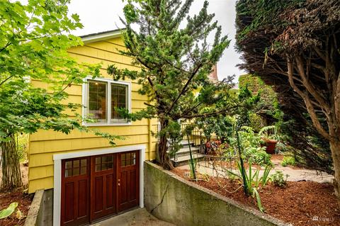 2113 N 40th St, Seattle, WA 98103 photo 4
