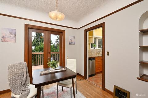 2113 N 40th St, Seattle, WA 98103 photo 10