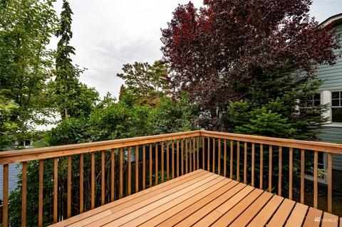 2113 N 40th St, Seattle, WA 98103 photo 14