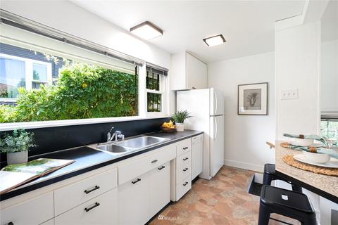 417 32nd Ave E, Seattle, WA 98112 photo 9