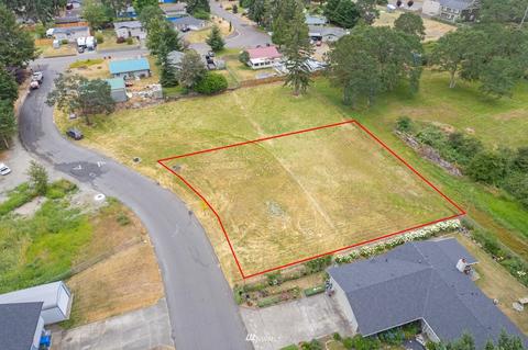 16314 17th Avenue Ct E, Tacoma, WA 98445