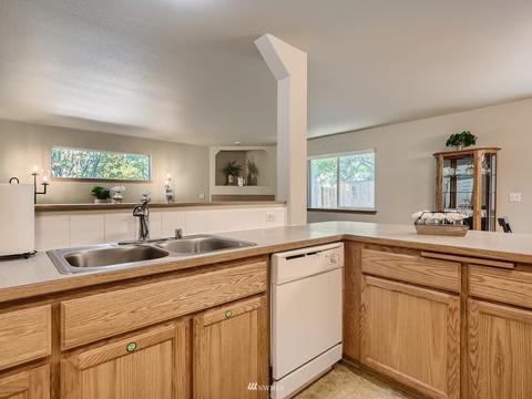 17705 2nd Avenue Ct E, Spanaway, WA 98387 photo 8