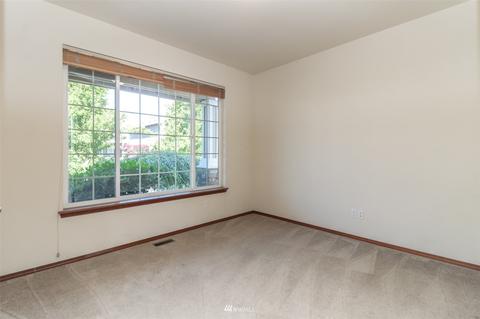 1206 Goldfinch Ave SW, Orting, WA 98360 photo 6