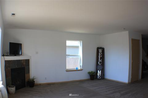 913 Riddell Ave NE, Orting, WA 98360 photo 4