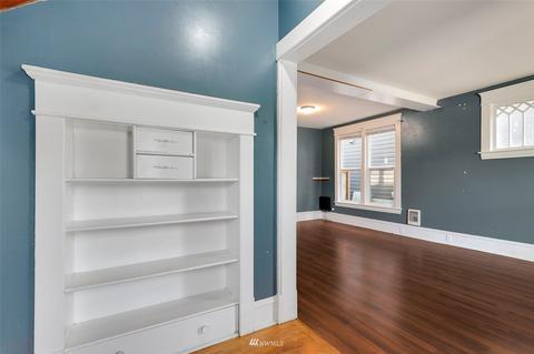 2127 Rockefeller Ave, Everett, WA 98201 photo 4