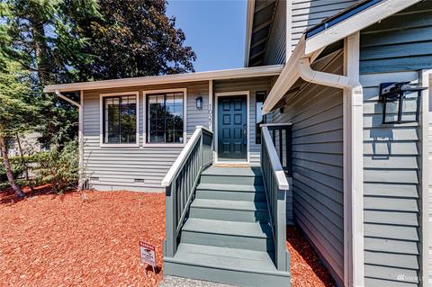 1027 233rd Pl SW, Bothell, WA 98021 photo 2