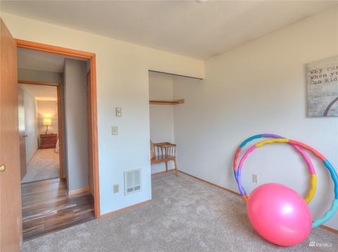 2250 Scandia Ave, Enumclaw, WA 98022 photo 11