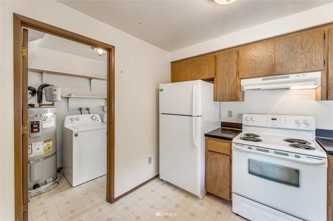 1015 Rockefeller Ave, Everett, WA 98201 photo 9