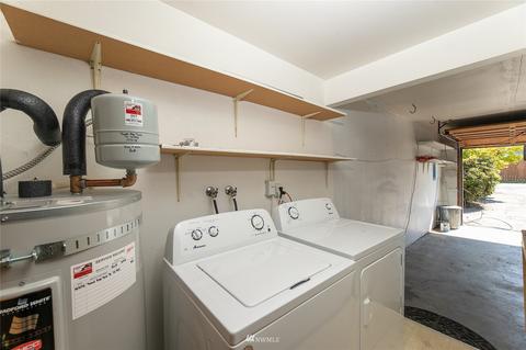 1015 Rockefeller Ave, Everett, WA 98201 photo 10