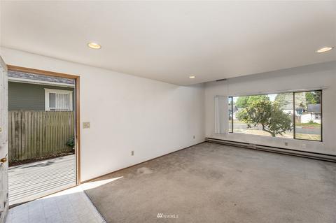 1015 Rockefeller Ave, Everett, WA 98201 photo 6