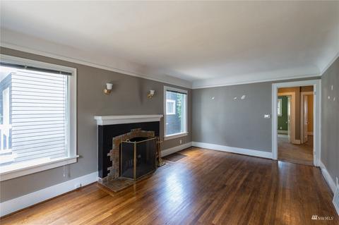 1111 N 76th St, Seattle, WA 98103 photo 2