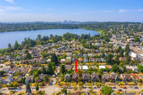 1153 N 78th St, Seattle, WA 98103 photo 2