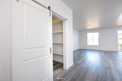 609 E St, Vader, WA 98593 photo 4