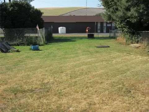 209 W Main St, Dayton, WA 99328
