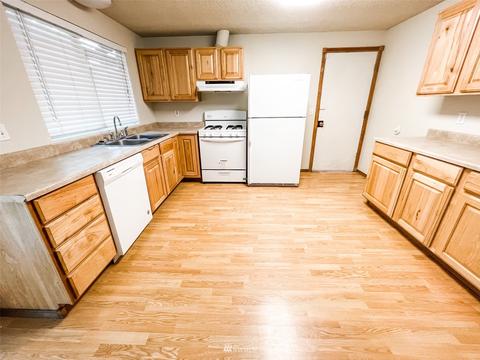 904 187th St E, Spanaway, WA 98387 photo 6