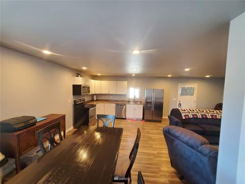 504 Grape Ave E, Omak, WA 98841 photo 6