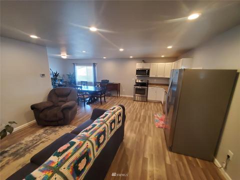504 Grape Ave E, Omak, WA 98841 photo 8