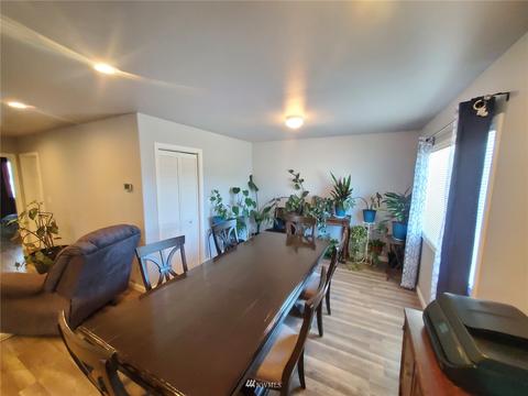 504 Grape Ave E, Omak, WA 98841 photo 5