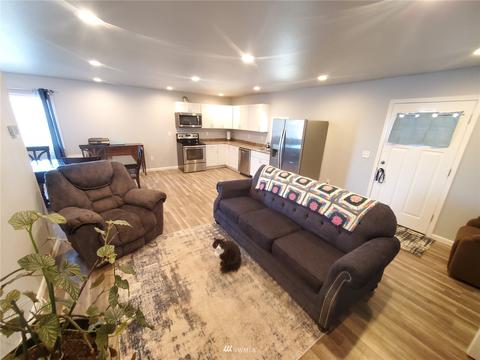 504 Grape Ave E, Omak, WA 98841 photo 9