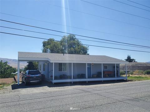 504 Grape Ave E, Omak, WA 98841