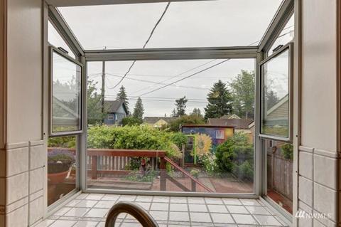9548 Phinney Ave N, Seattle, WA 98103 photo 11