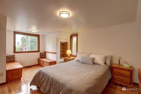 9548 Phinney Ave N, Seattle, WA 98103 photo 24