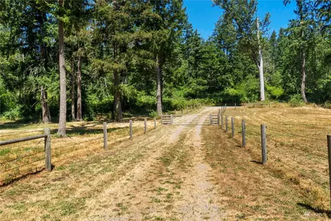 25108 Fisk Rd E, Orting, WA 98360 photo 39