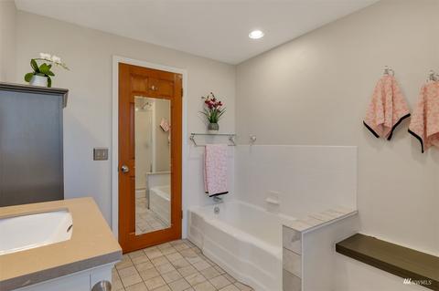 4883 Alpine Dr, Everett, WA 98203 photo 16