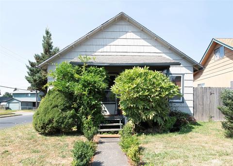 303 22nd Ave, Longview, WA 98632 photo 2
