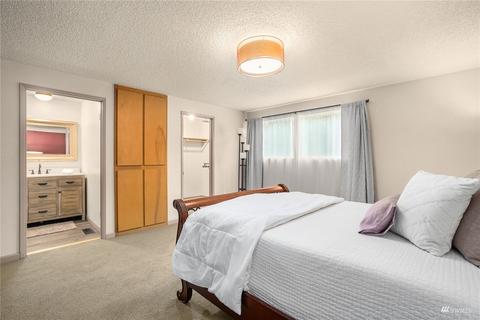 10515 NE 201st St, Bothell, WA 98011 photo 17