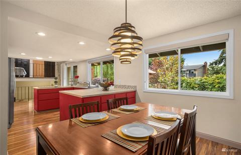 10515 NE 201st St, Bothell, WA 98011 photo 12