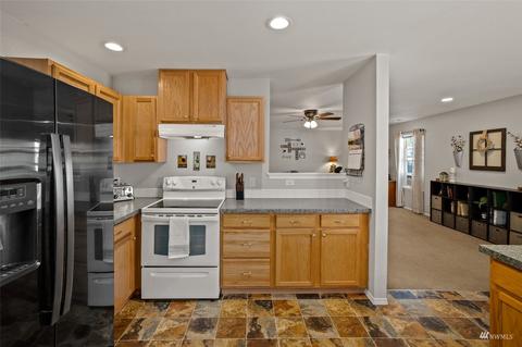 208 Roberts St NE, Orting, WA 98360 photo 15