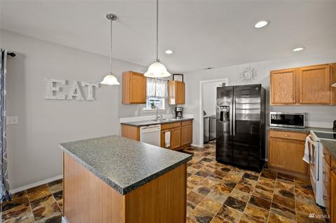 208 Roberts St NE, Orting, WA 98360 photo 13