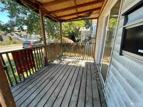 135 18th Ave, Longview, WA 98632 photo 3