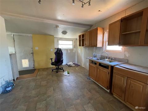 135 18th Ave, Longview, WA 98632 photo 5