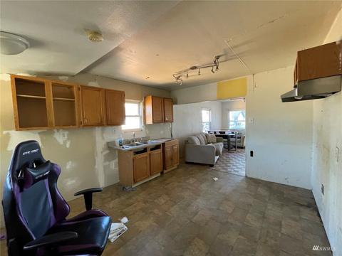 135 18th Ave, Longview, WA 98632 photo 7
