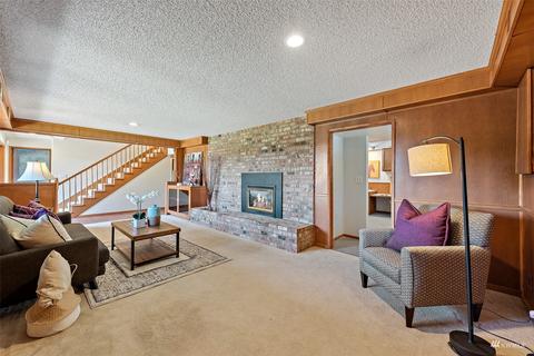 18731 Ross Rd, Bothell, WA 98011 photo 24