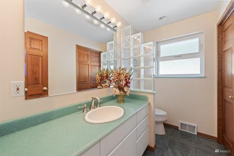 18731 Ross Rd, Bothell, WA 98011 photo 14
