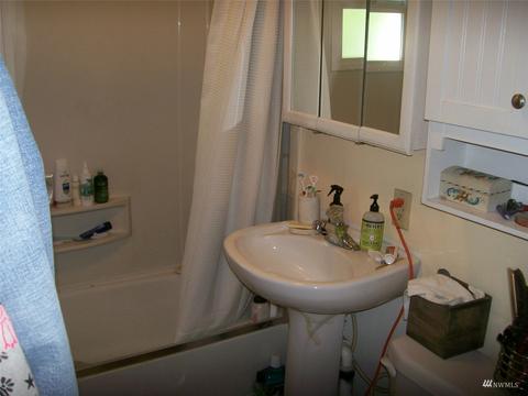 3225 Hoyt Ave, Everett, WA 98201 photo 6
