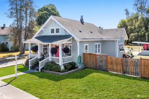 408 Kansas St SW, Orting, WA 98360 photo 2