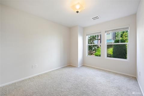 2021 113th Pl SE, Everett, WA 98208 photo 4
