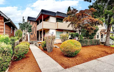 2012 Colby Ave, Everett, WA 98201 photo 1