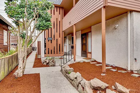 2012 Colby Ave, Everett, WA 98201 photo 3