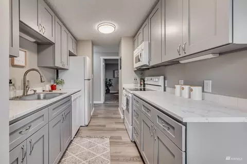 2012 Colby Ave, Everett, WA 98201 photo 12
